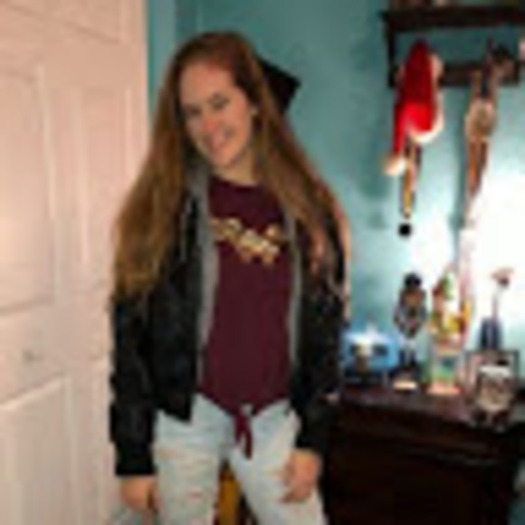 Meet your Posher, Kendal - Picture 1 of 1